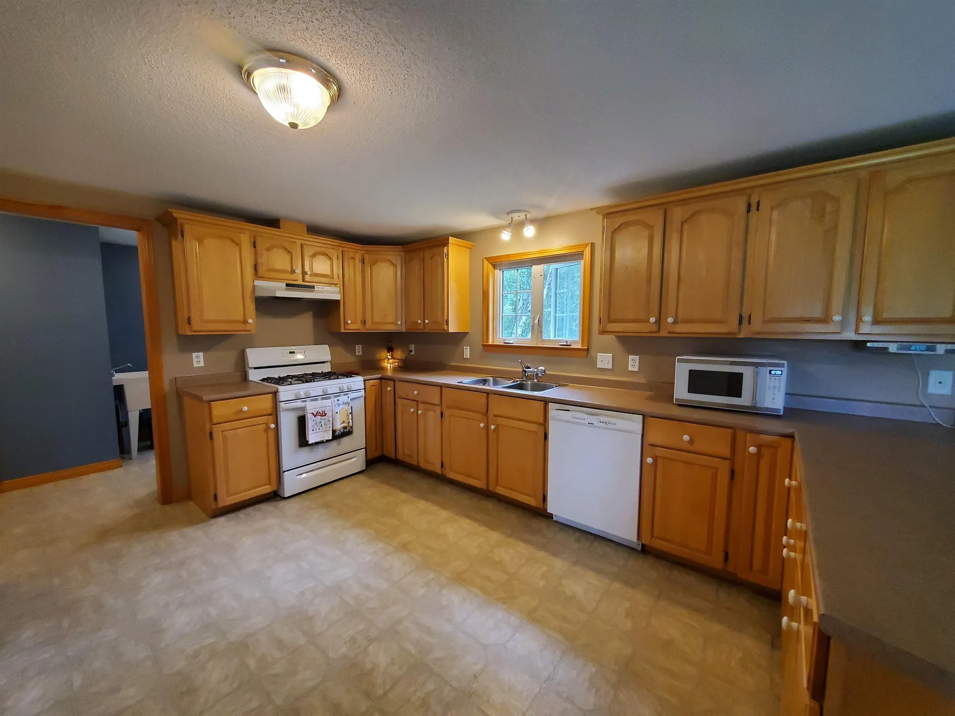 10 Mallard Drive Canaan NH 03741