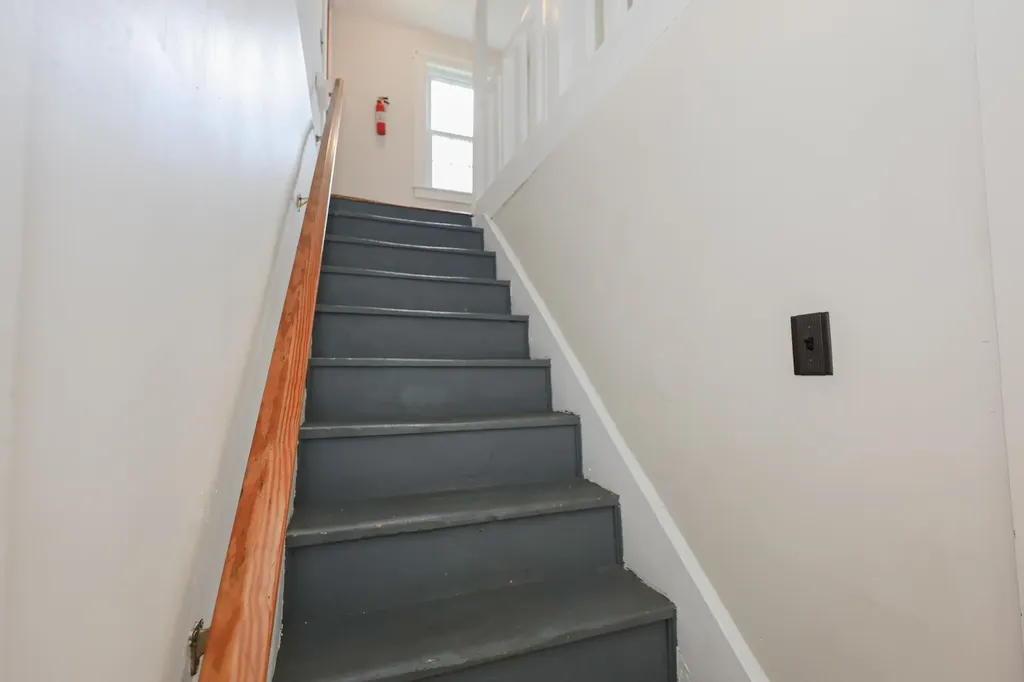 7 Old Deerfield Road Candia NH 03034