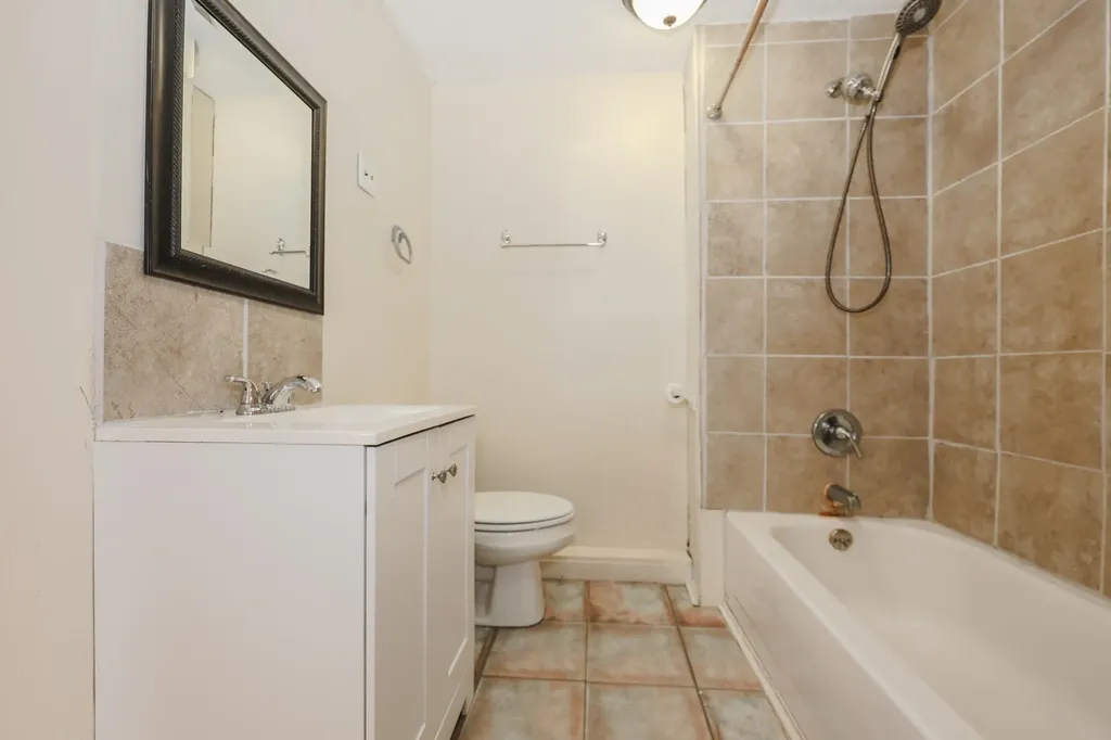 7 Old Deerfield Road Candia NH 03034