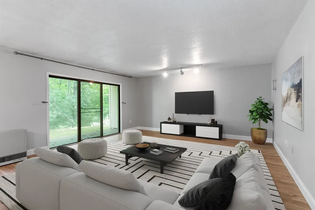 63 Bayberry Lane South Burlington VT 05403