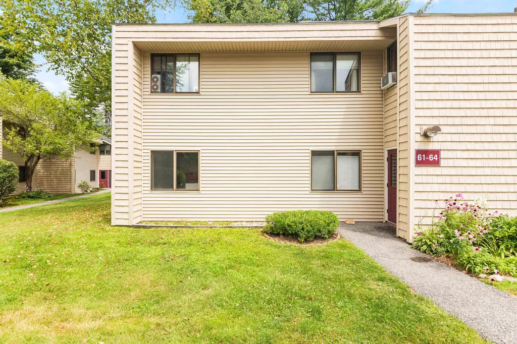 63 Bayberry Lane South Burlington VT 05403