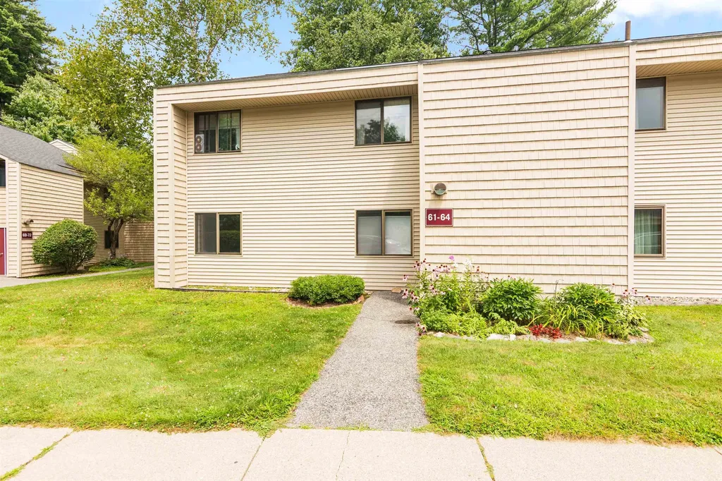 63 Bayberry Lane South Burlington VT 05403