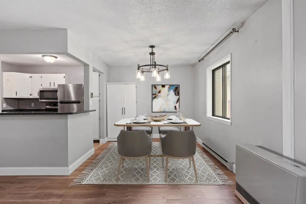 63 Bayberry Lane South Burlington VT 05403