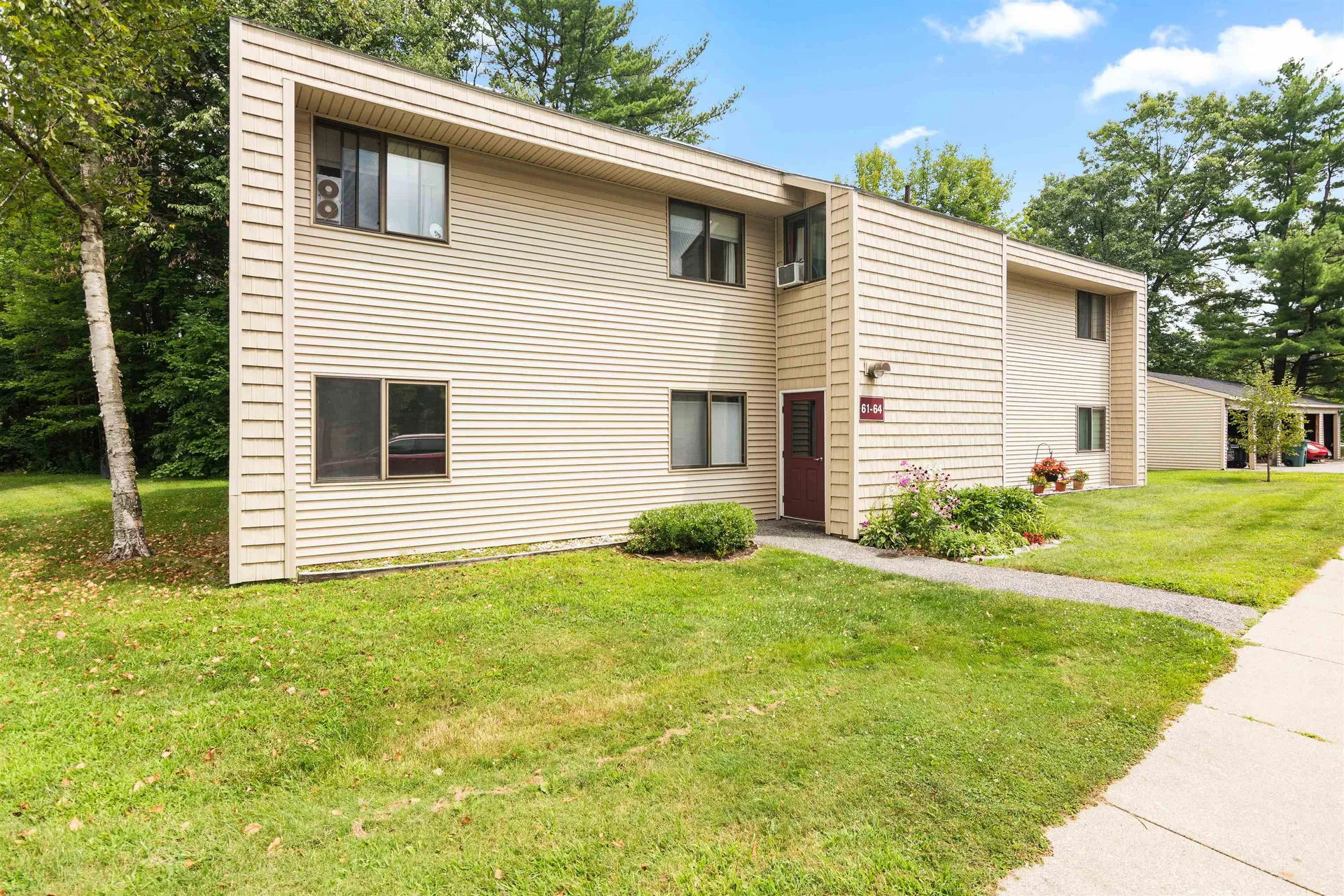 63 Bayberry Lane South Burlington VT 05403
