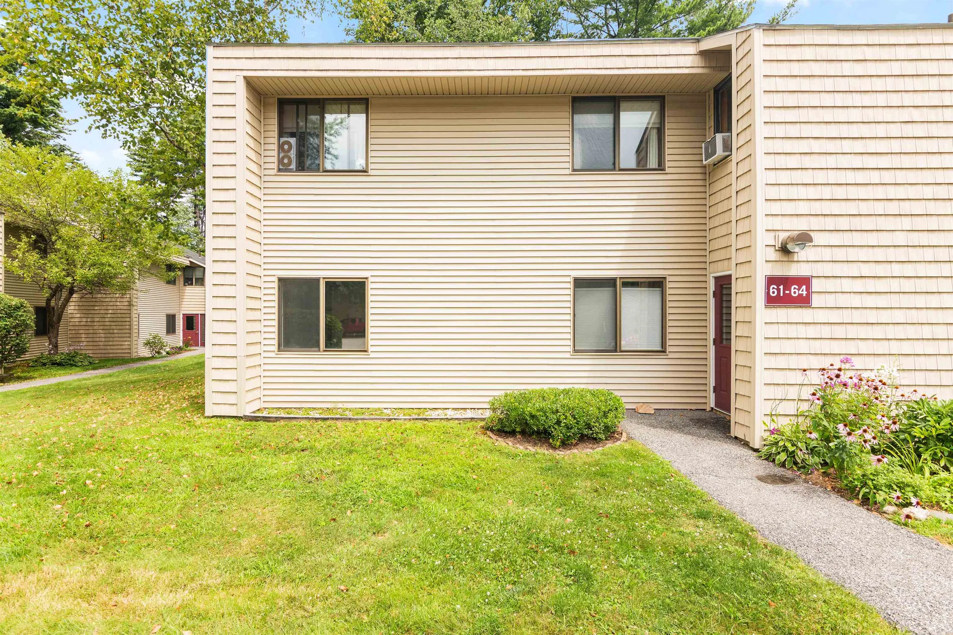 63 Bayberry Lane South Burlington VT 05403
