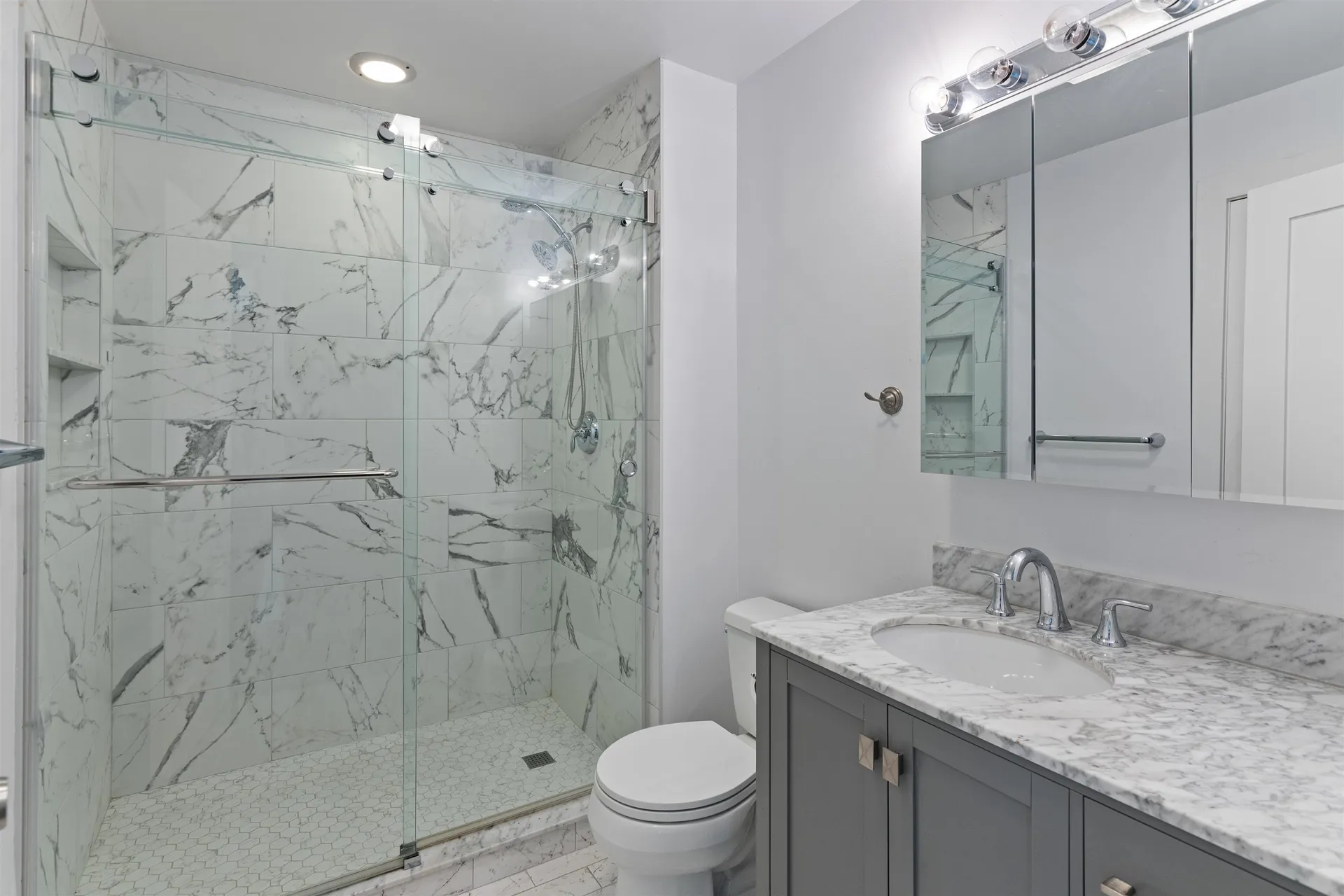 63 Bayberry Lane South Burlington VT 05403