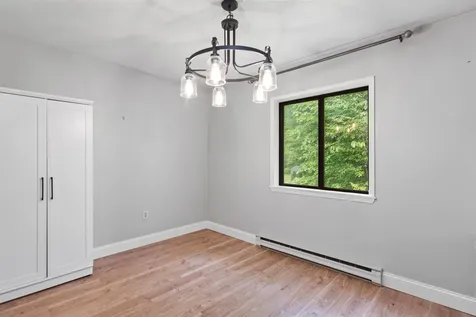 63 Bayberry Lane South Burlington VT 05403