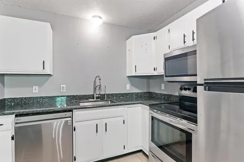 63 Bayberry Lane South Burlington VT 05403