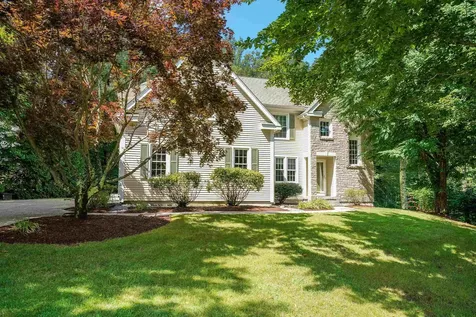10 Dunlap Drive Bedford NH 03110