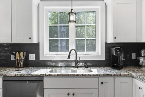 195 Breezy Way Barrington NH 03825