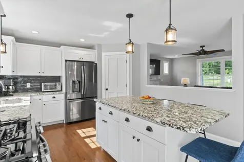 195 Breezy Way Barrington NH 03825