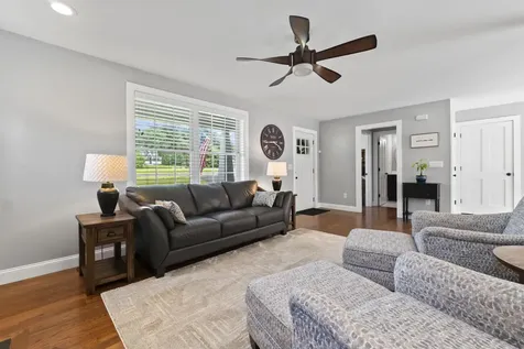 195 Breezy Way Barrington NH 03825