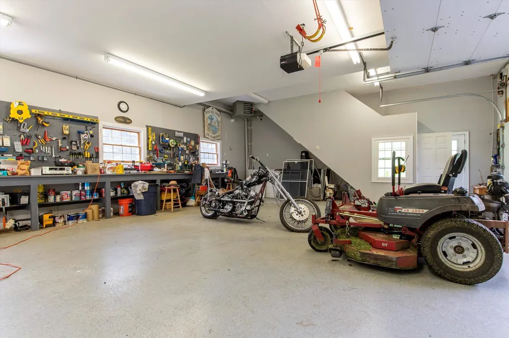 37 Deer Hill Road Newfane VT 05345