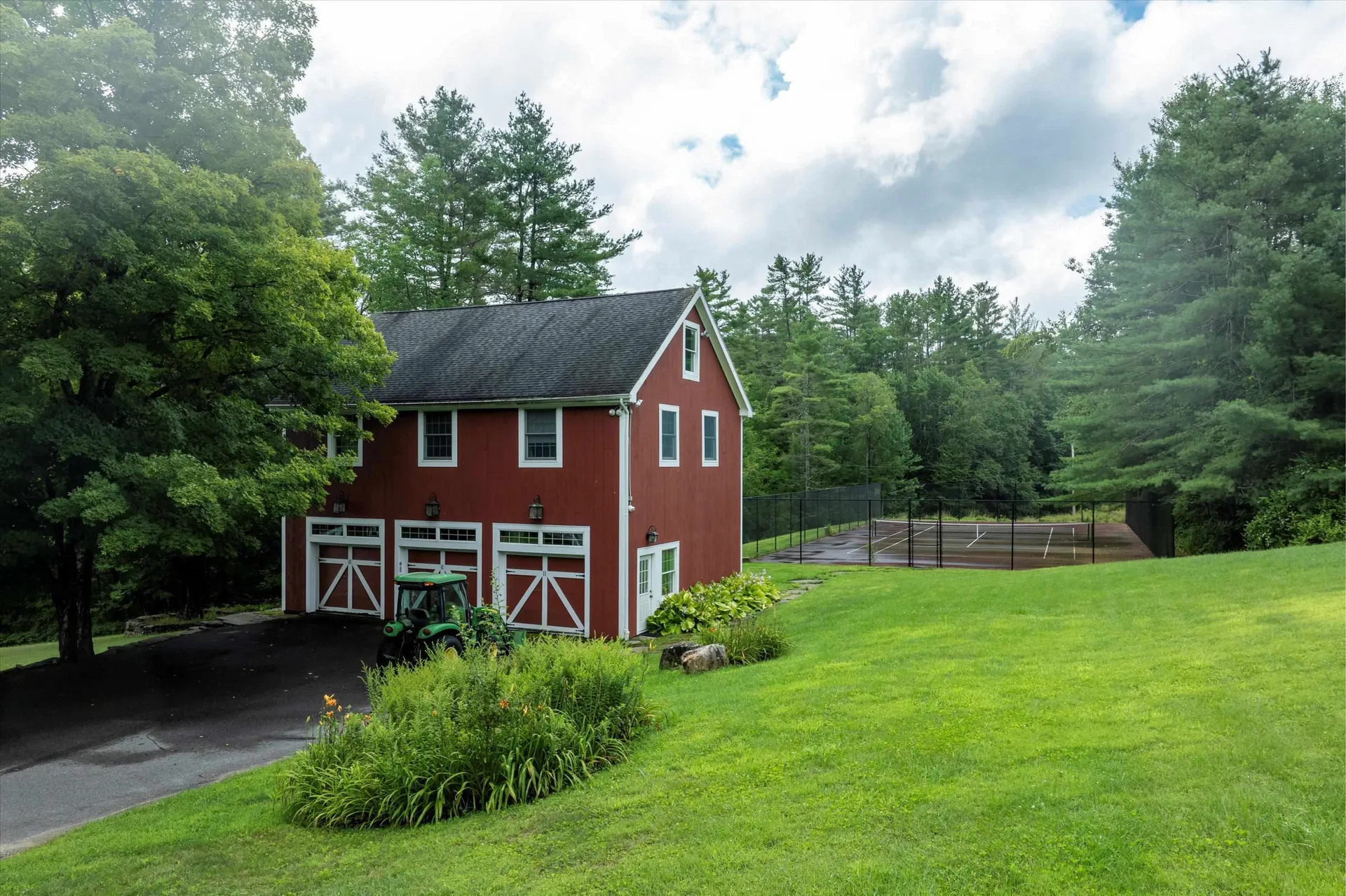 37 Deer Hill Road Newfane VT 05345