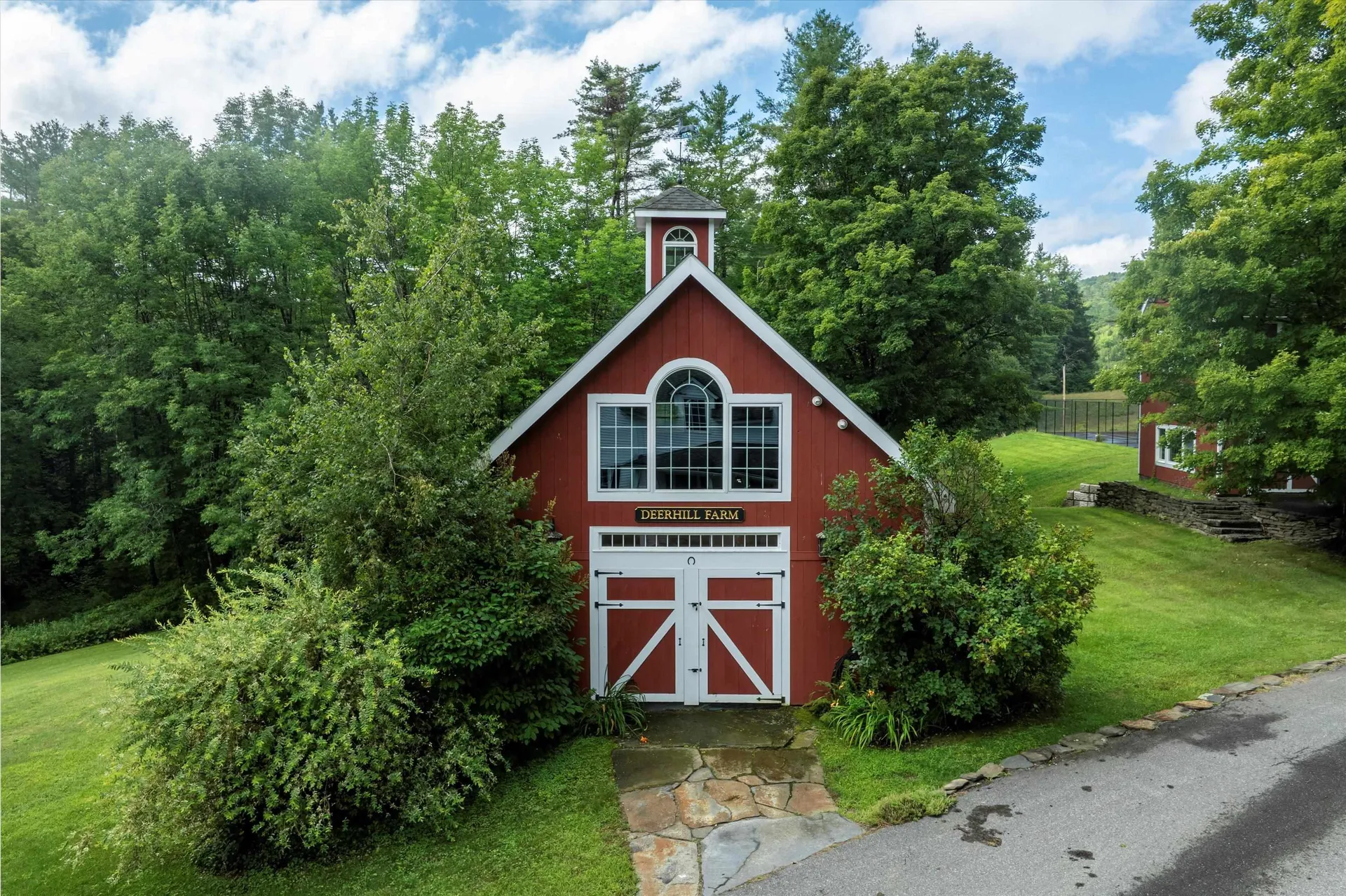 37 Deer Hill Road Newfane VT 05345