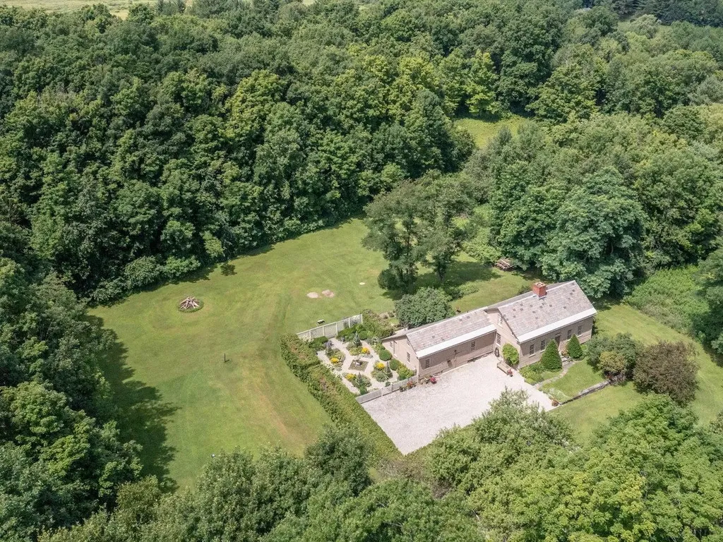 1322 Prindle Road Charlotte VT 05445
