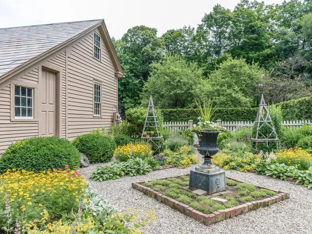 1322 Prindle Road Charlotte VT 05445