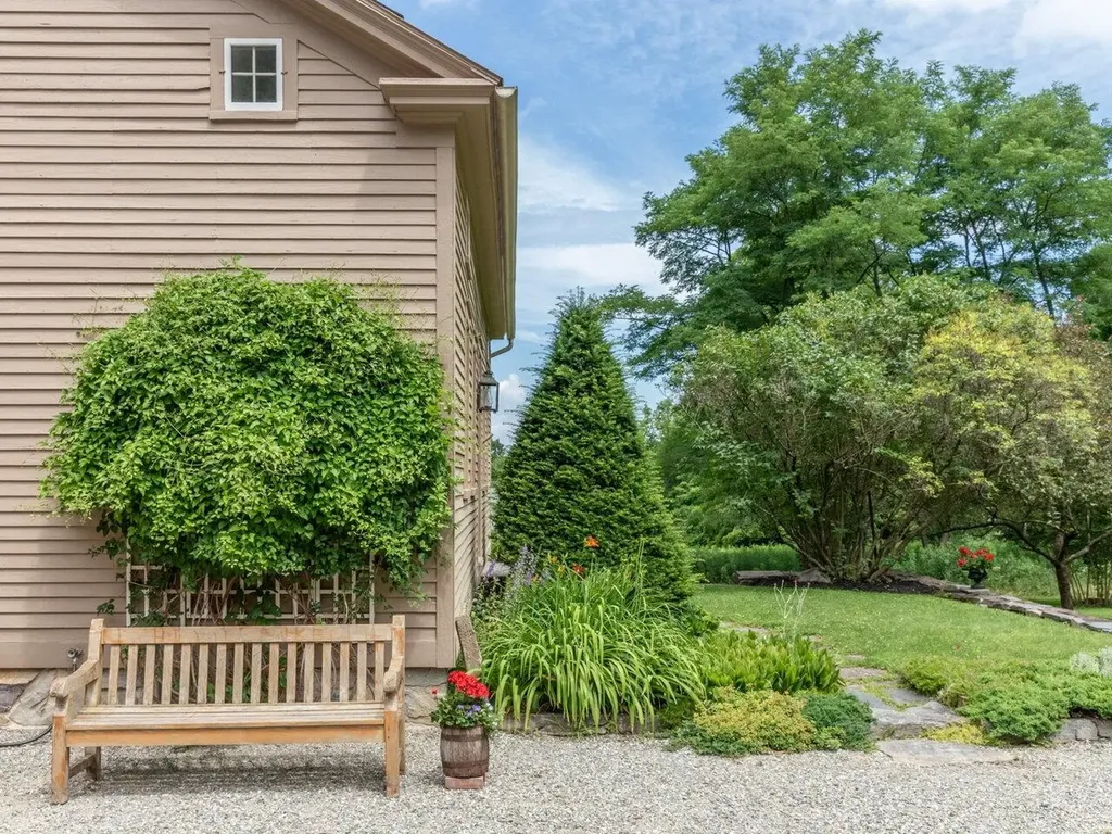1322 Prindle Road Charlotte VT 05445