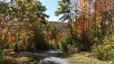 Row Off Daniels Farm Road Waterford VT 05819