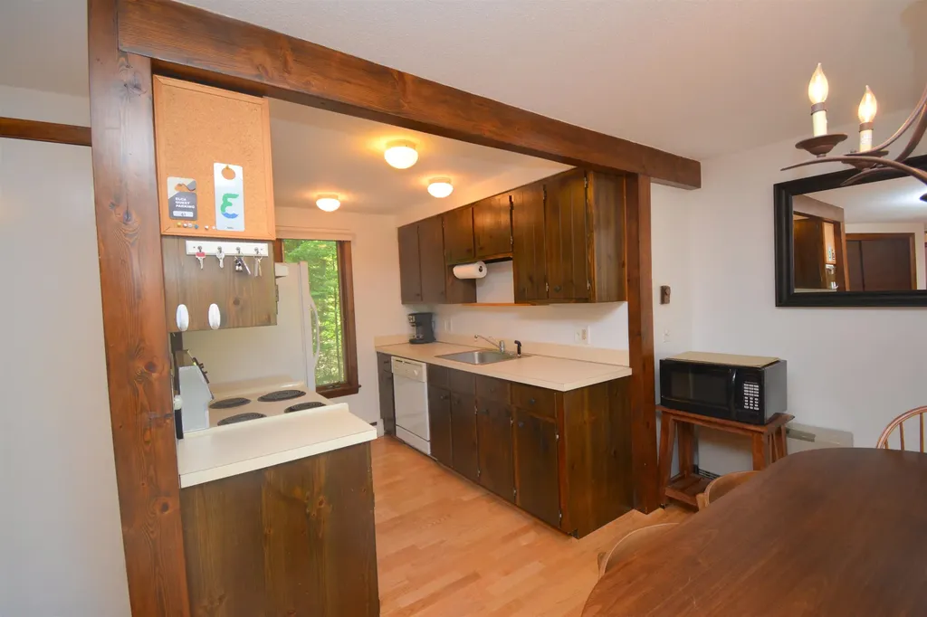 41 Pleasant Drive Grantham NH 03753