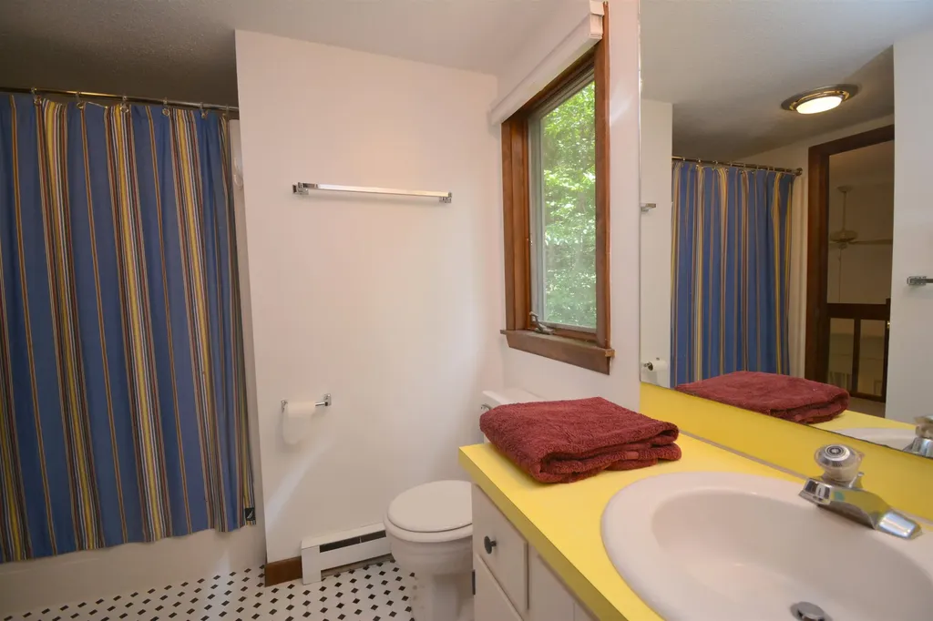 41 Pleasant Drive Grantham NH 03753