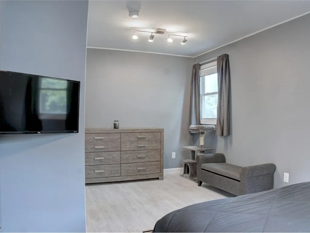 23 Forest Street South Burlington VT 05403