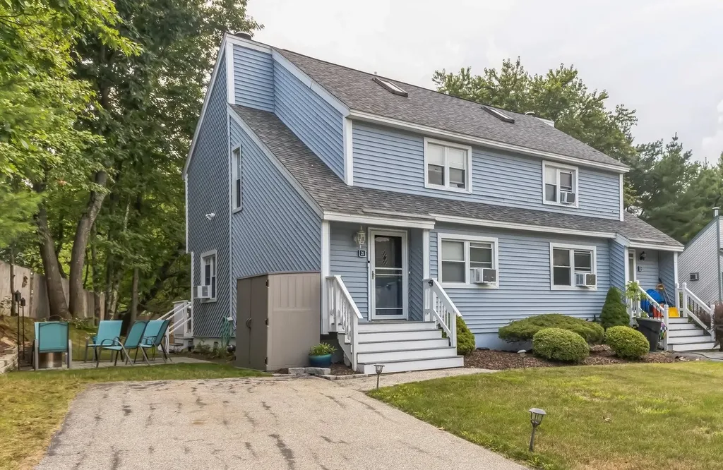 2 L Mills Farm Circle Derry NH 03038