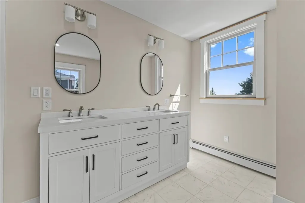 223 Highland Terrace South Burlington VT 05403