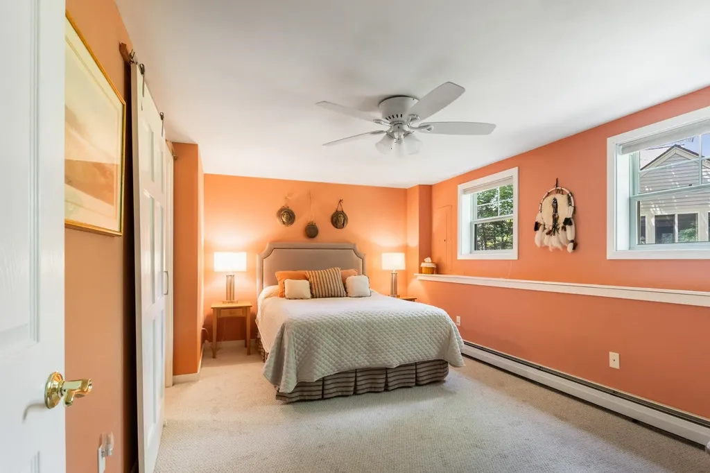 15 Clover Lane New London NH 03257