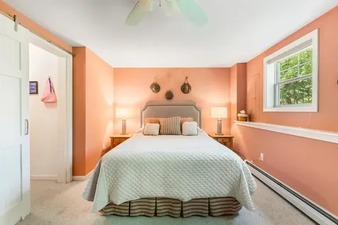 15 Clover Lane New London NH 03257