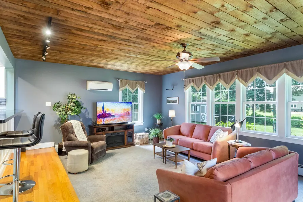 180 Rudgate Road Colchester VT 05446