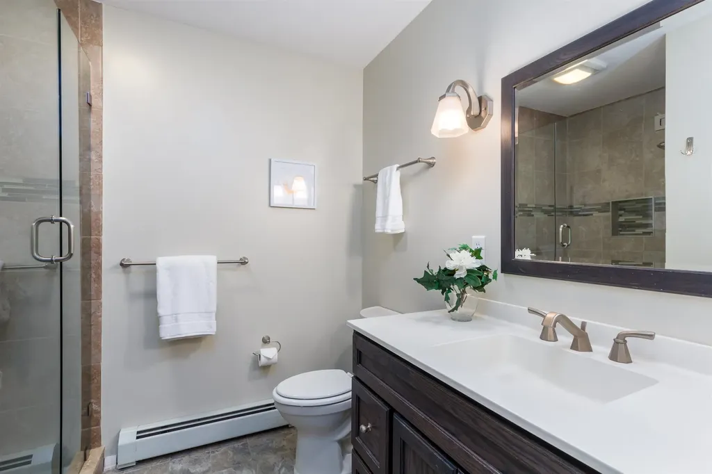 180 Rudgate Road Colchester VT 05446