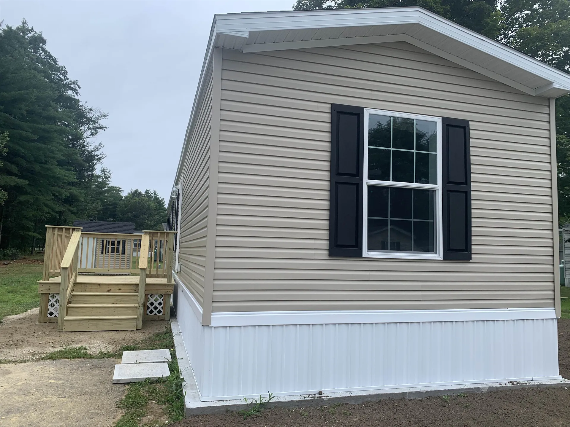16 Cortland Way Barrington NH 03825