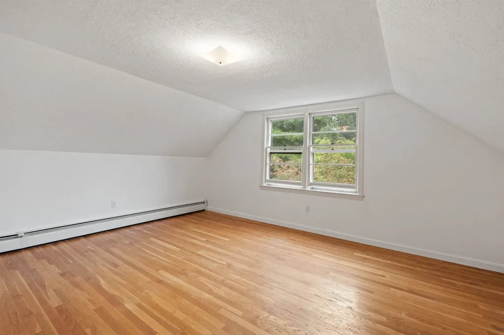 40 B Street Hudson NH 03051