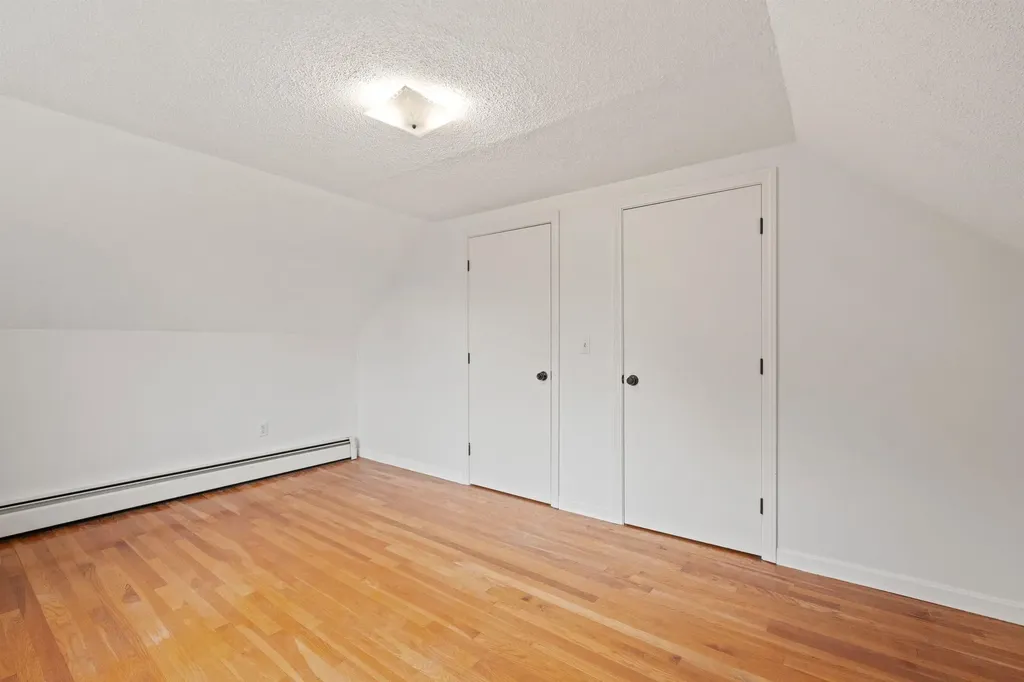 40 B Street Hudson NH 03051