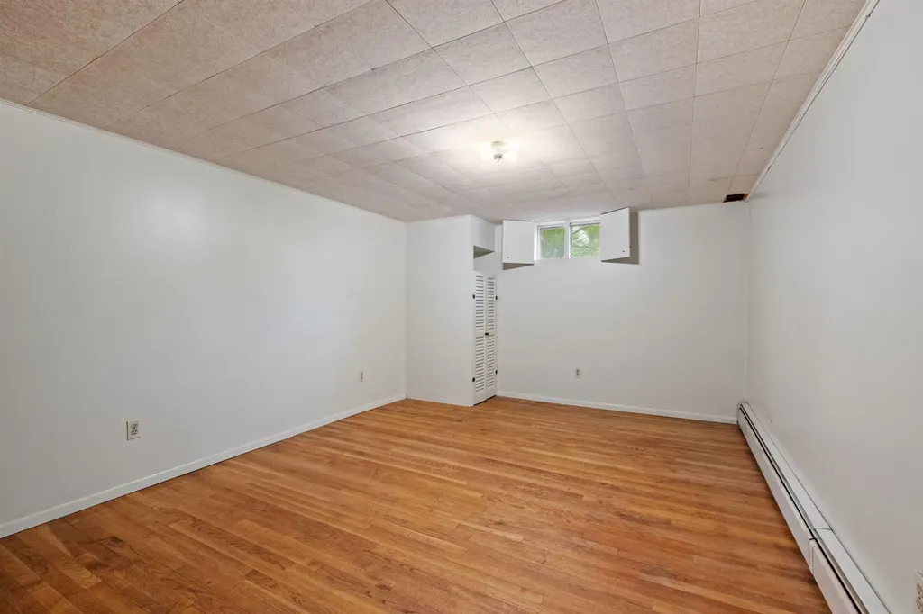 40 B Street Hudson NH 03051