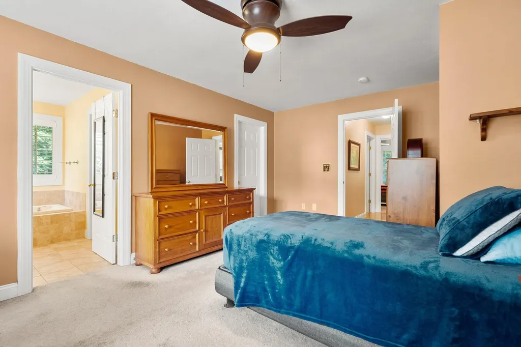 53 Stonewall Drive Rochester NH 03868