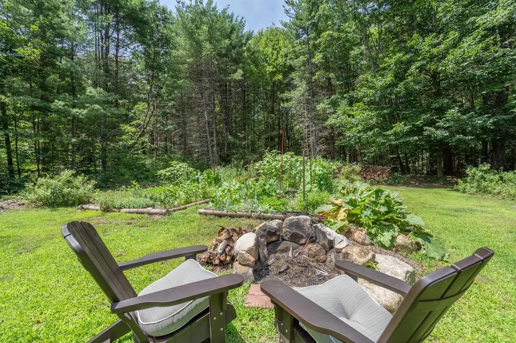 396 Merry Hill Road Barrington NH 03825