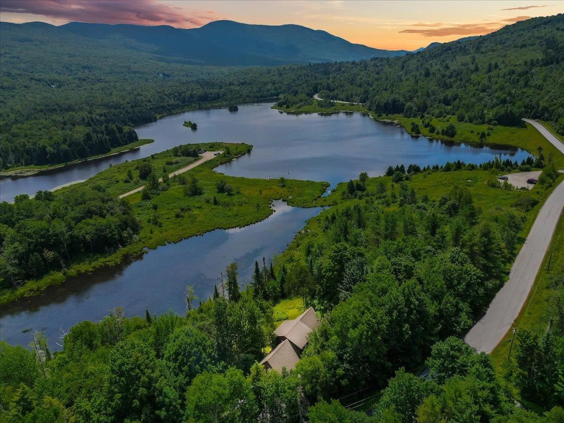 1653 Plunkton Road Warren VT 05674