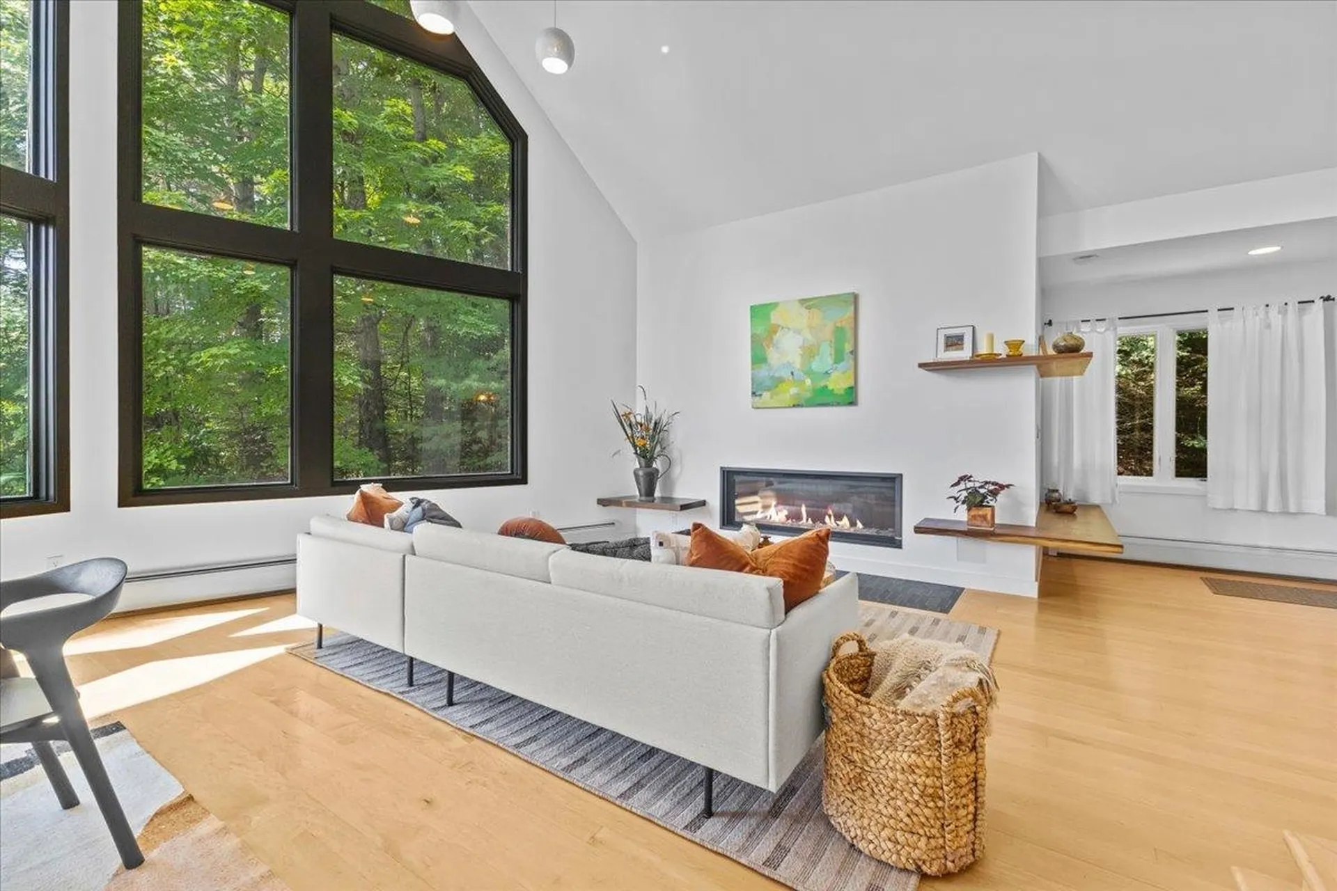 1653 Plunkton Road Warren VT 05674