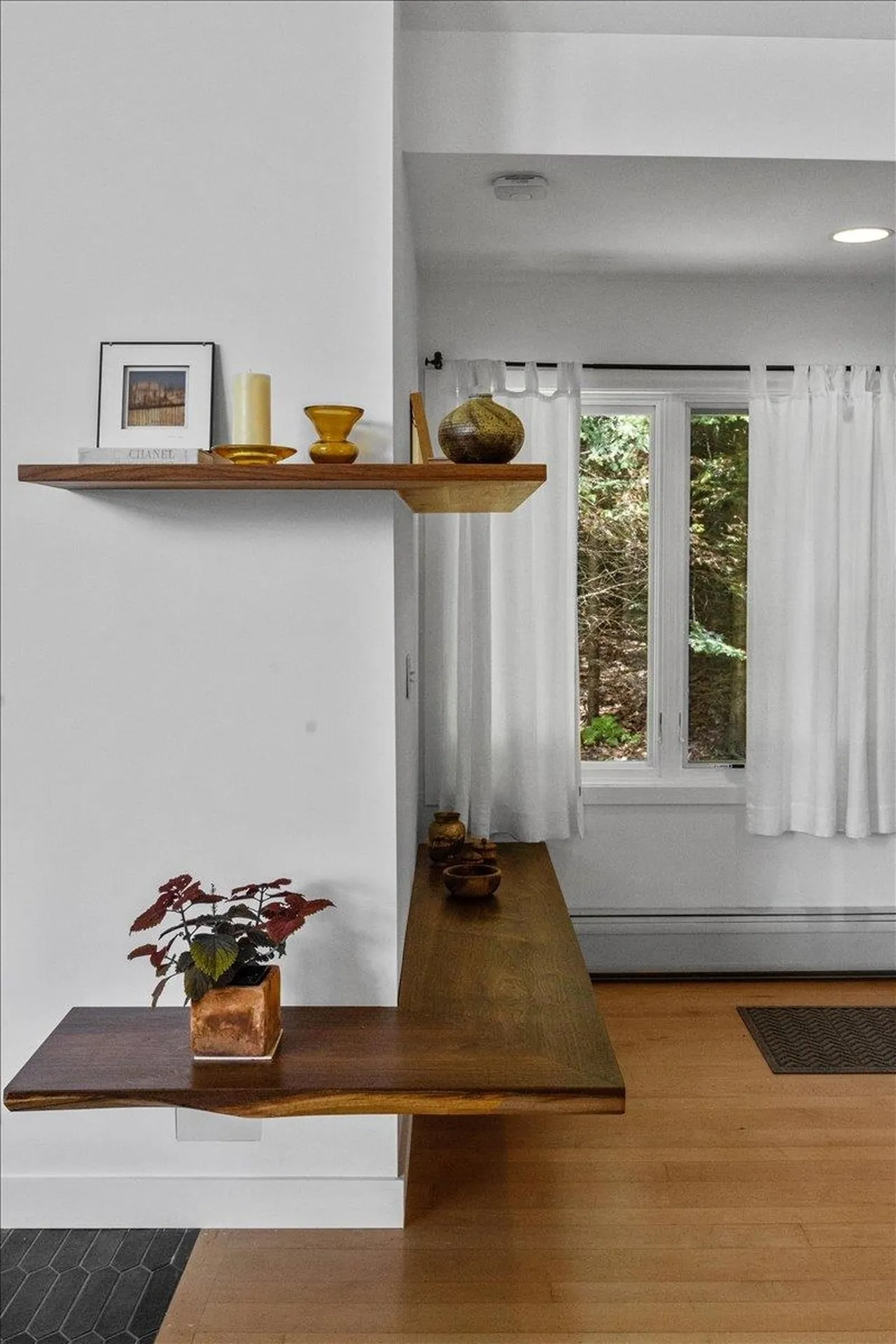 1653 Plunkton Road Warren VT 05674