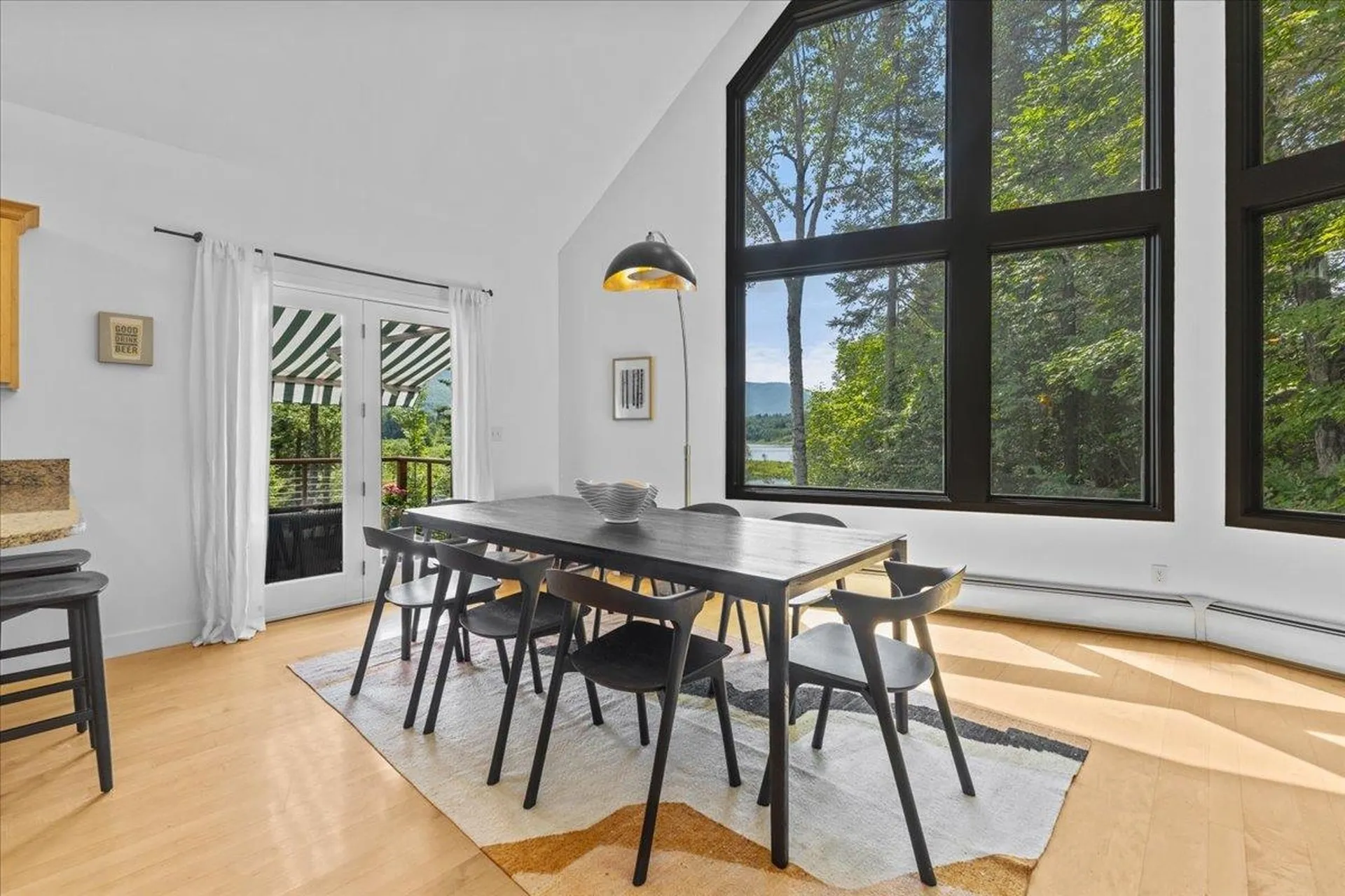 1653 Plunkton Road Warren VT 05674