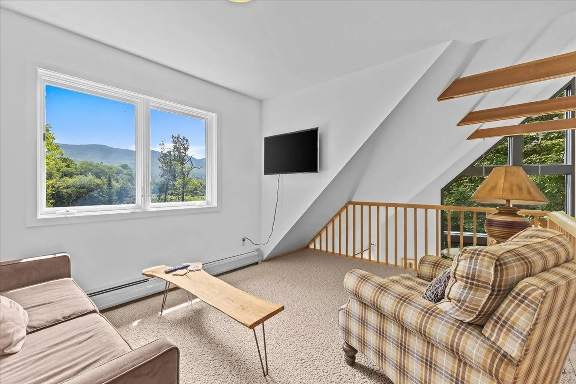 1653 Plunkton Road Warren VT 05674