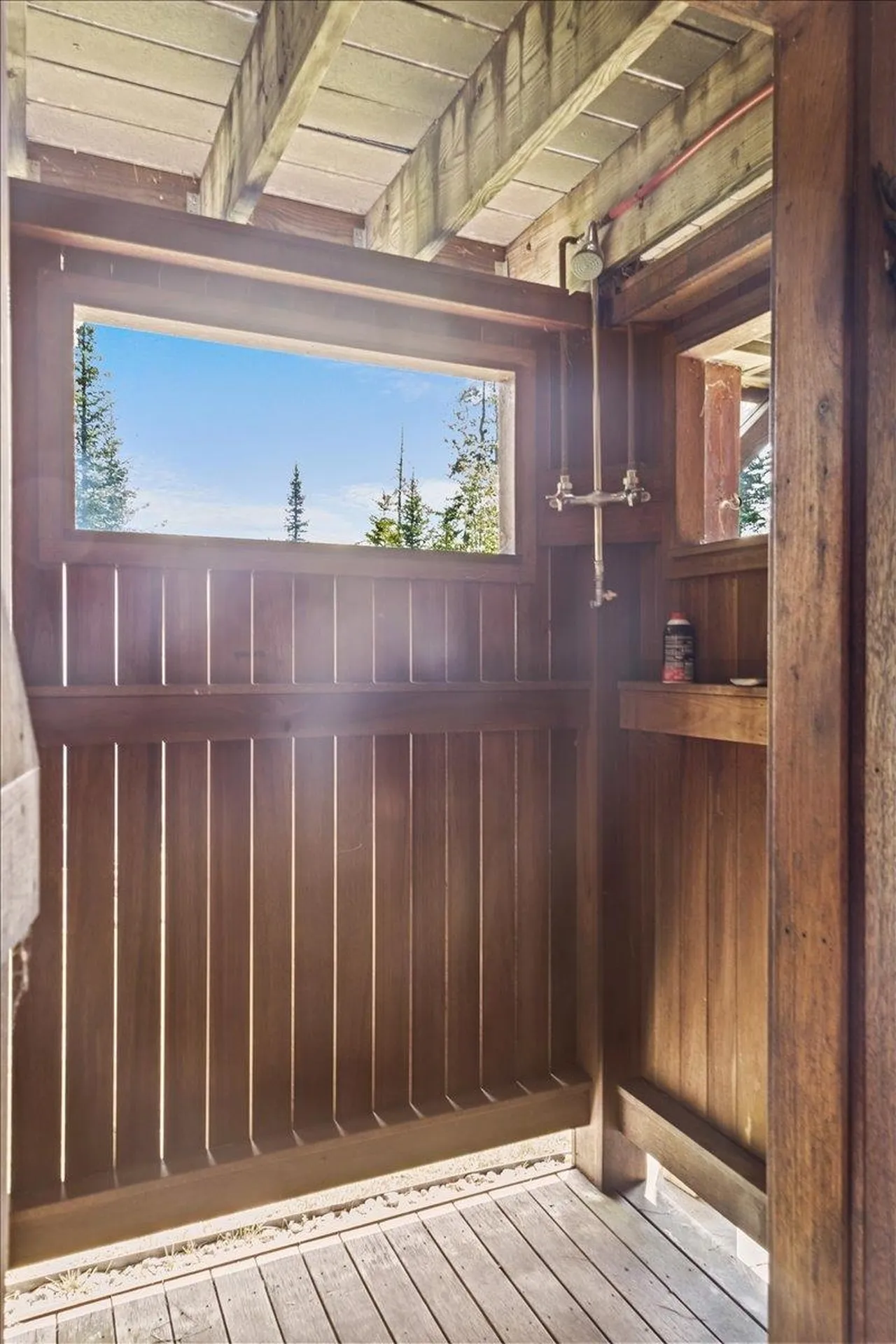 1653 Plunkton Road Warren VT 05674