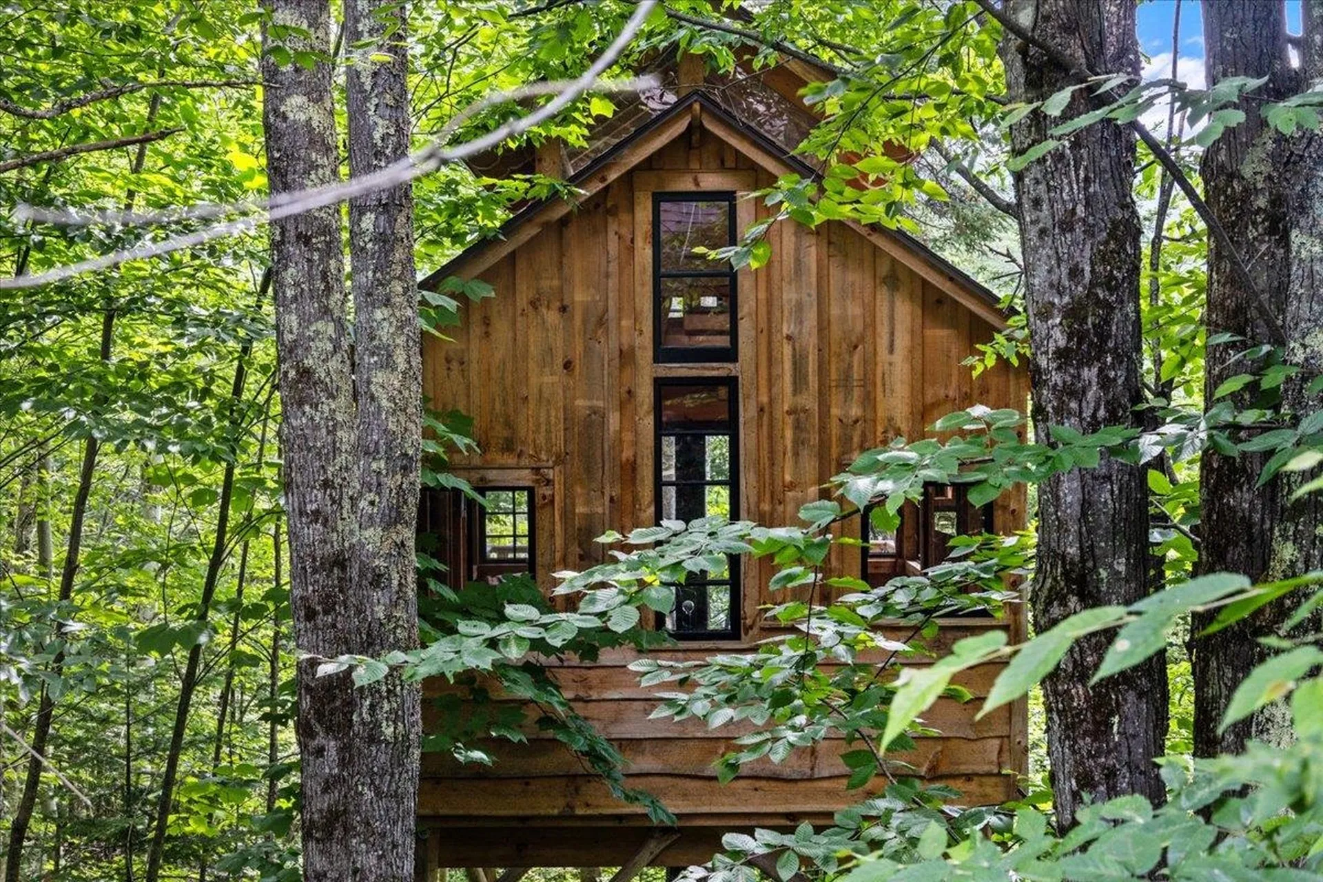 1653 Plunkton Road Warren VT 05674