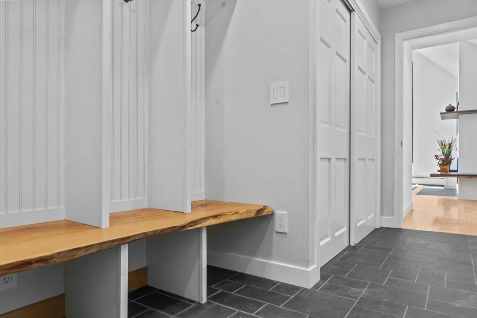 1653 Plunkton Road Warren VT 05674