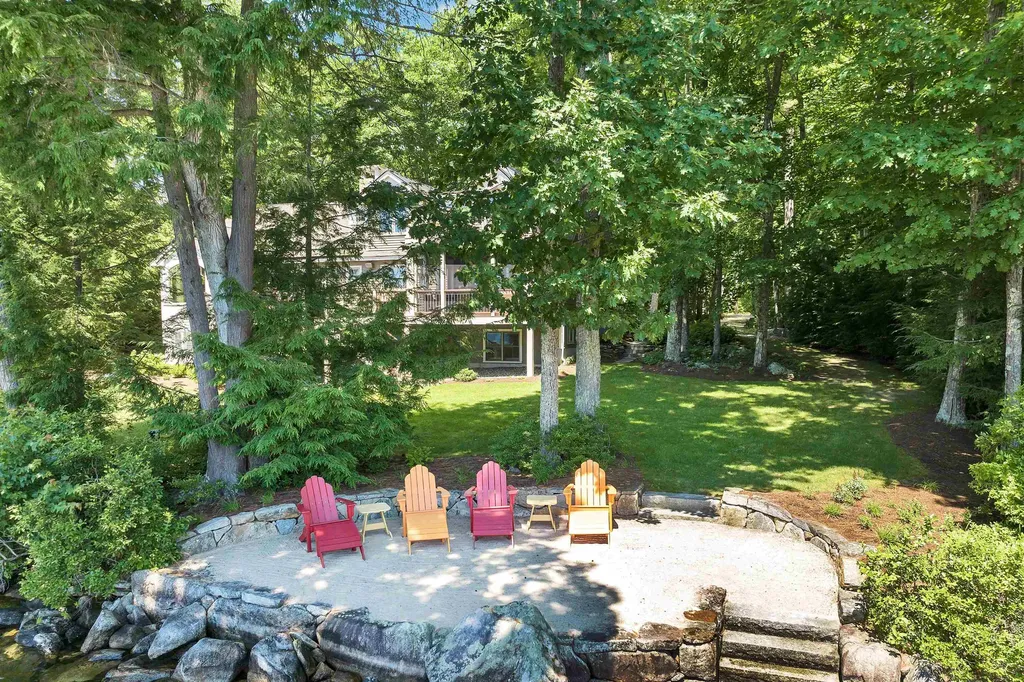 58 Governor Wentworth Highway Tuftonboro NH 03853