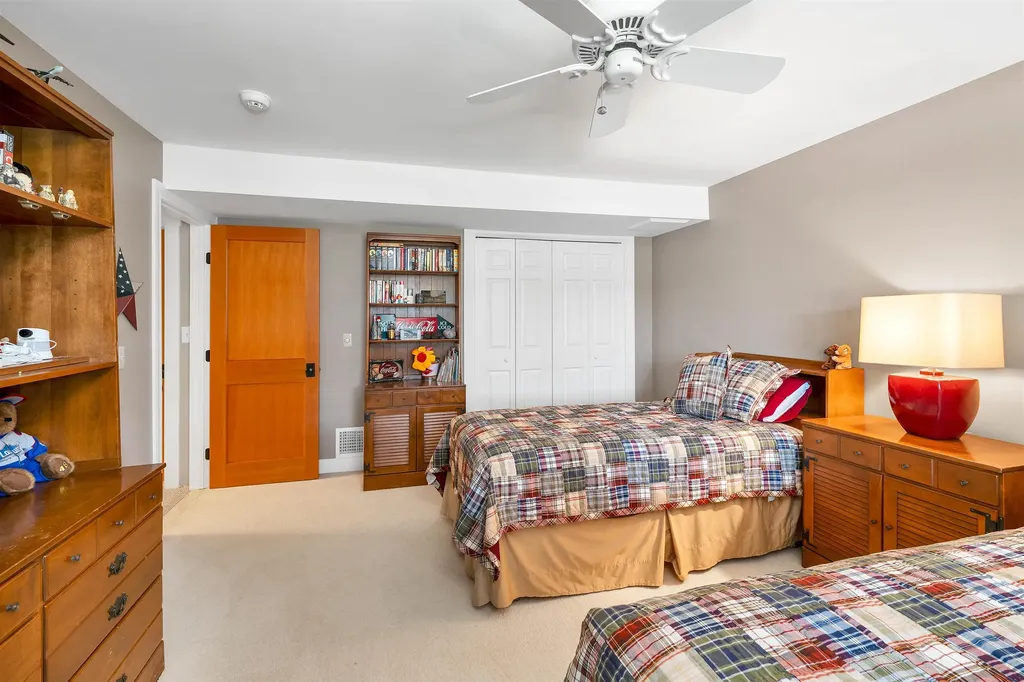 58 Governor Wentworth Highway Tuftonboro NH 03853