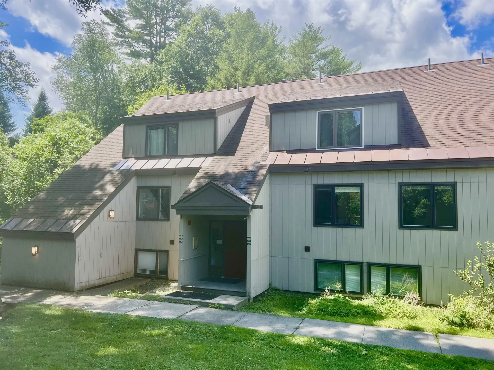 222 Brook Hollow Hanover NH 03755