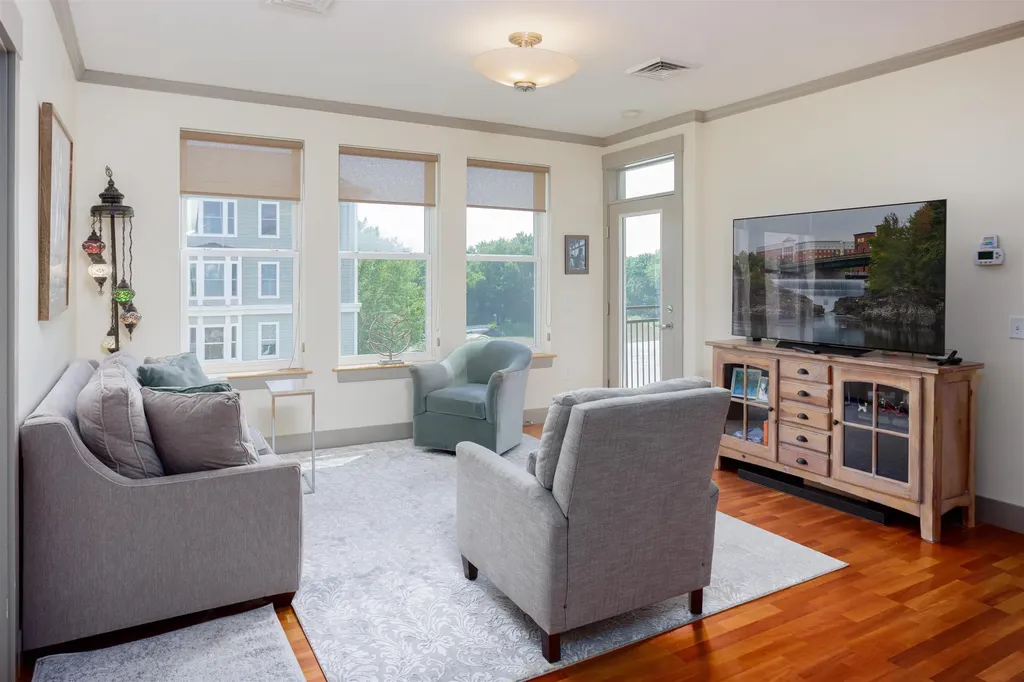60 Winooski Falls Way Winooski VT 05404